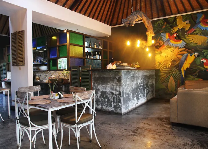 Sapodilla Hotel 4*