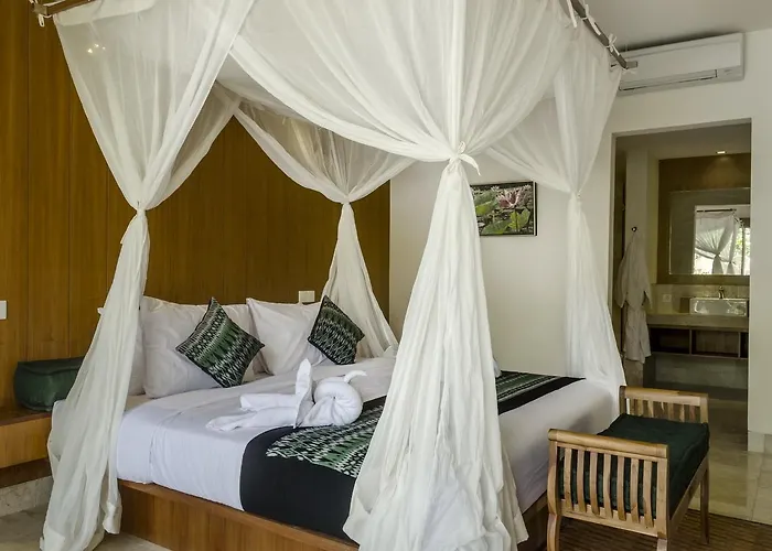 Sapodilla Hotel 4*