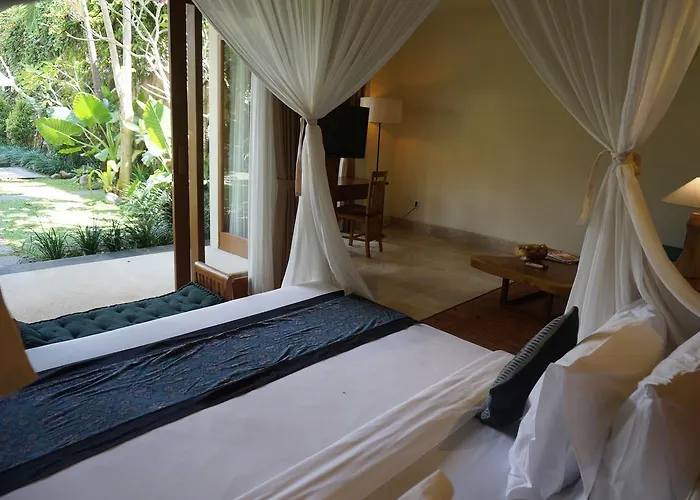 Hotel Sapodilla 4*